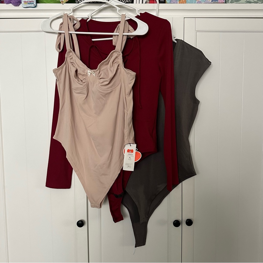 Set of 3 Bodysuits